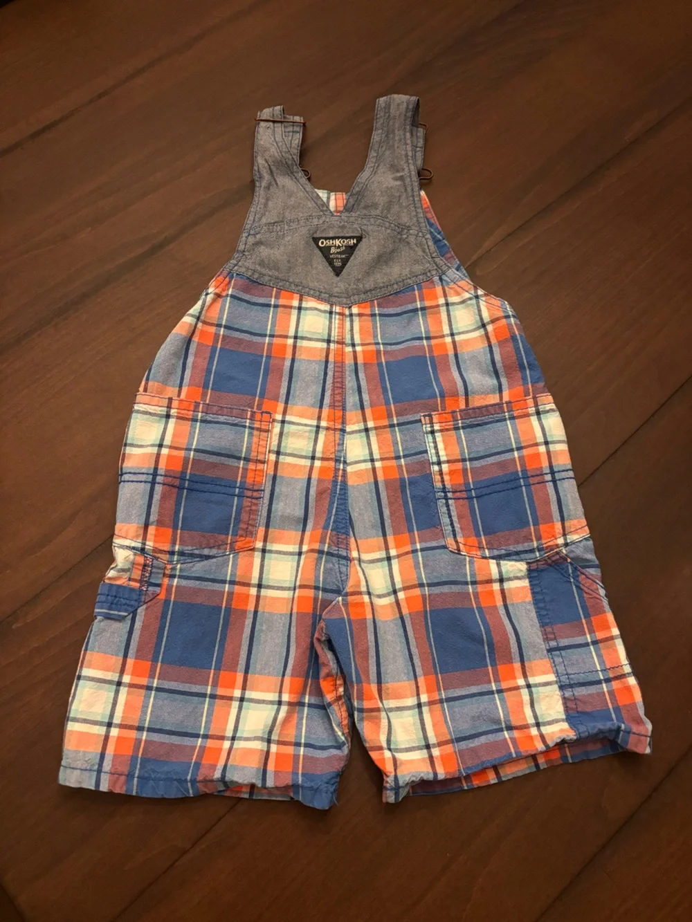 OshKosh Bgosh cute plaid